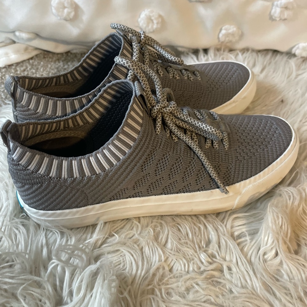 Slip on sneakers